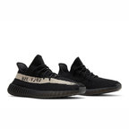 Yeezy Boost 350 V2 "Black Oreo"