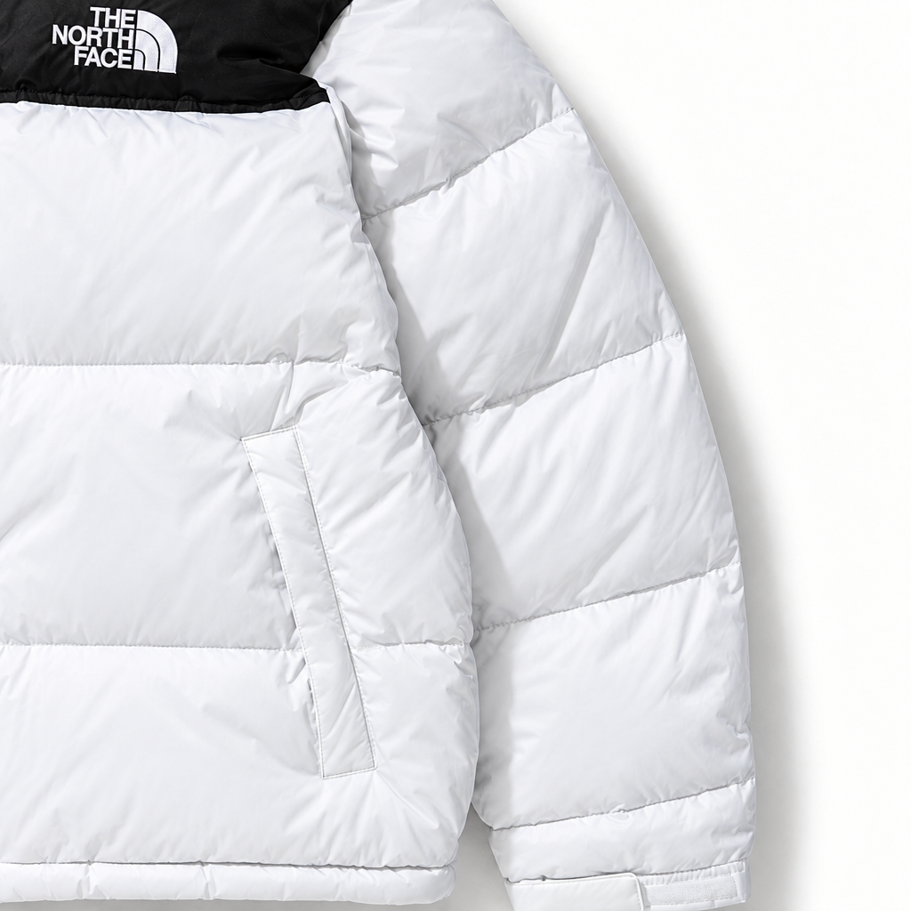 Nuptse Short Jacket – Snow White